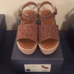 Women Morgan style shoes target brand